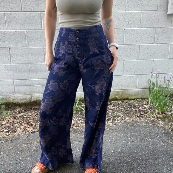 NWT Pilcro & Letterpress Floral Wide Leg Pants - Picture 2 of 10